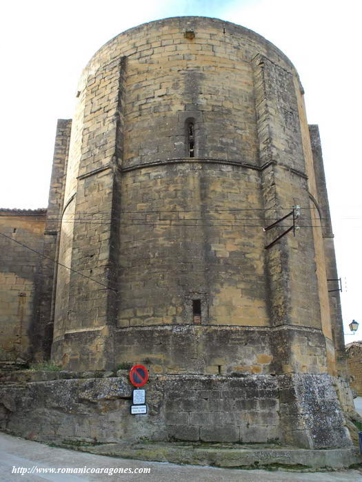 CABECERA. VERDADERO CUBO DE MURALLA